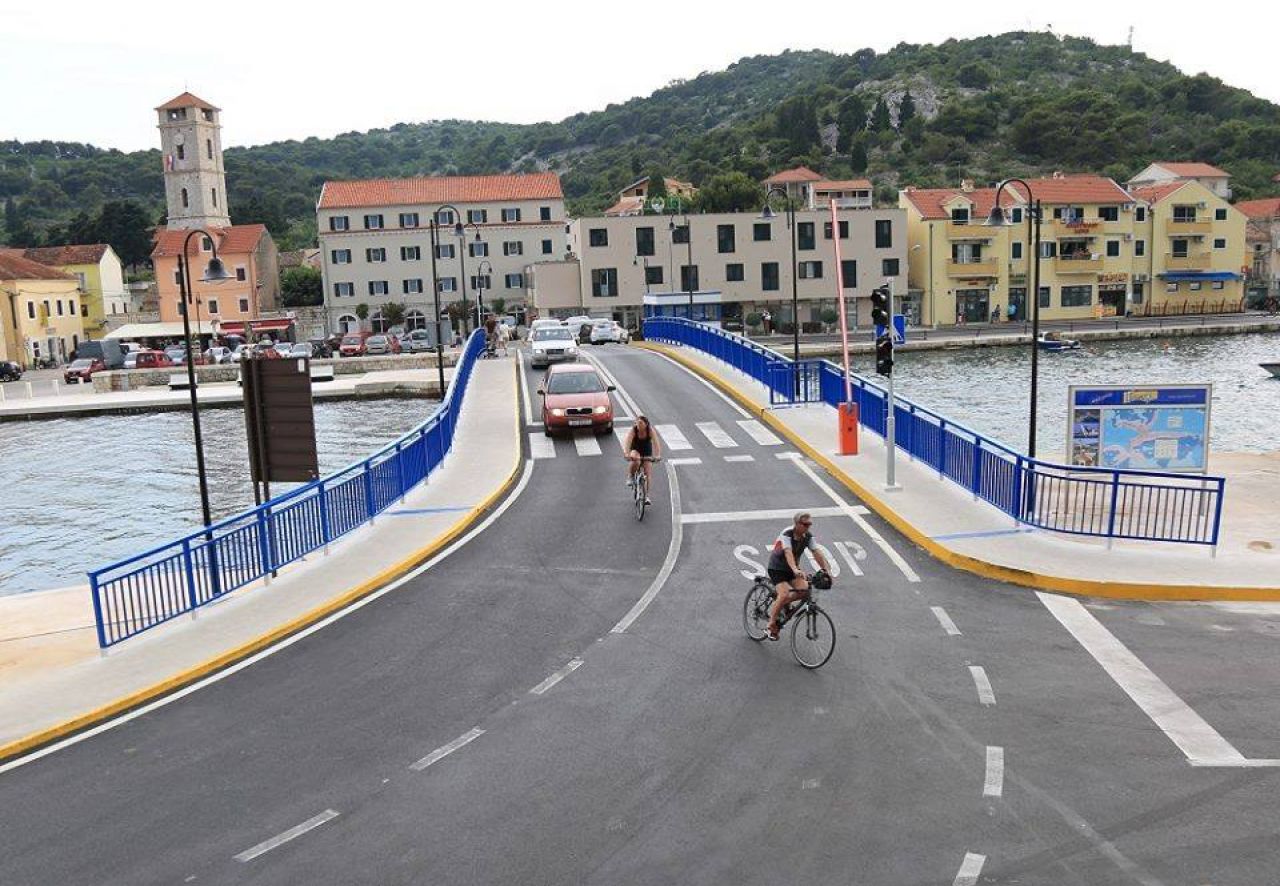 Završeni radovi na rekonstrukciji mosta u Tisnome 