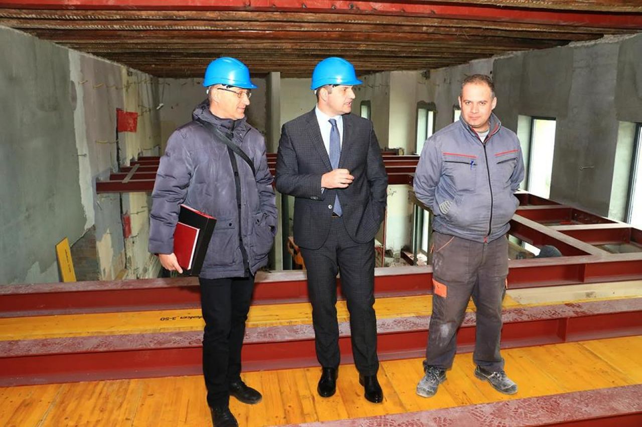 Načelnik Klarin obišao  aktivna gradilišta na području općine Tisno 