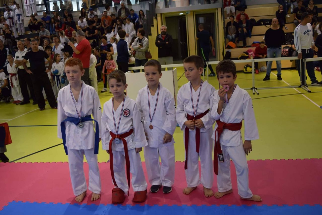 Brončana medalja članu Karate škole Tisno 