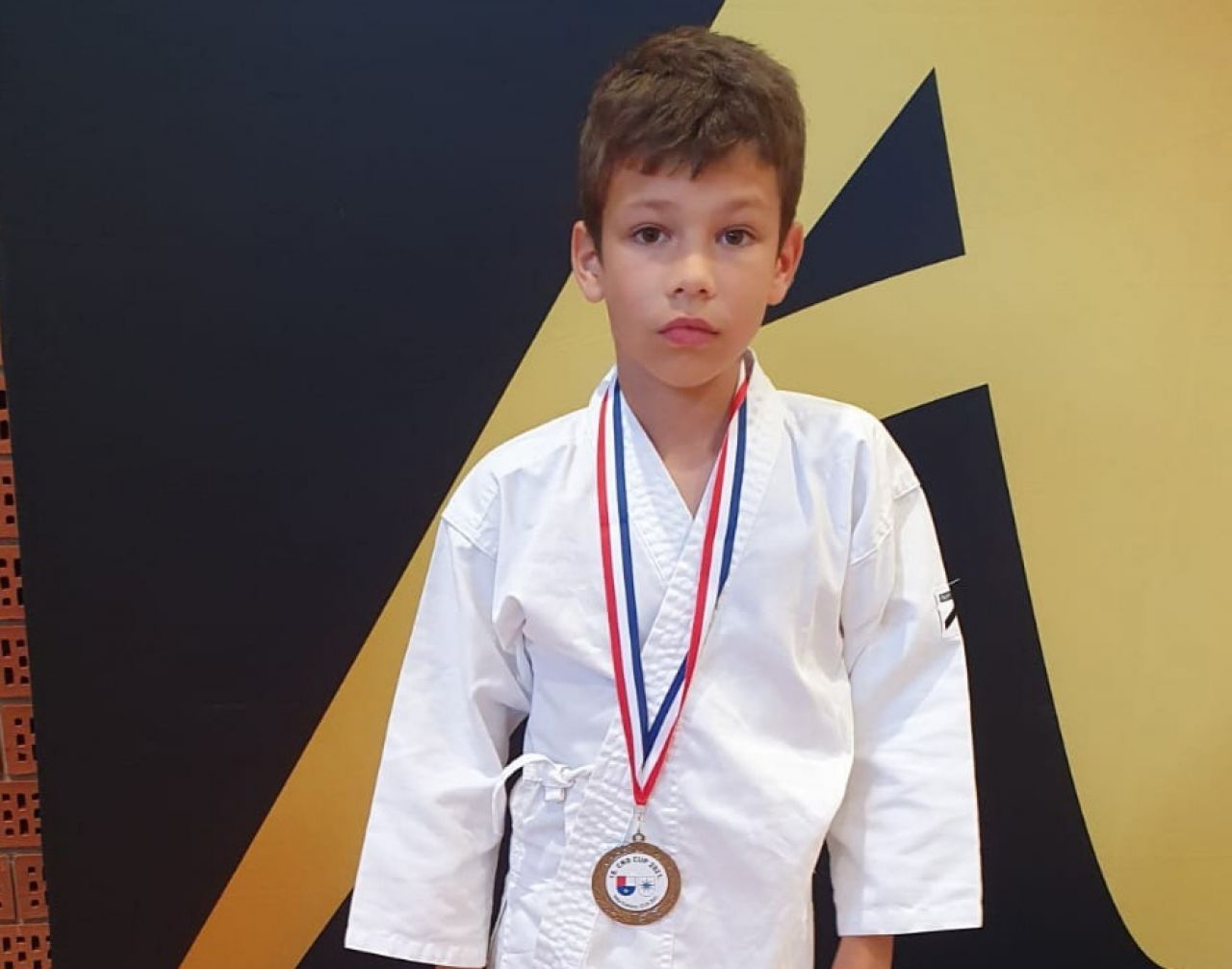 Nova medalja za karate školu Tisno  