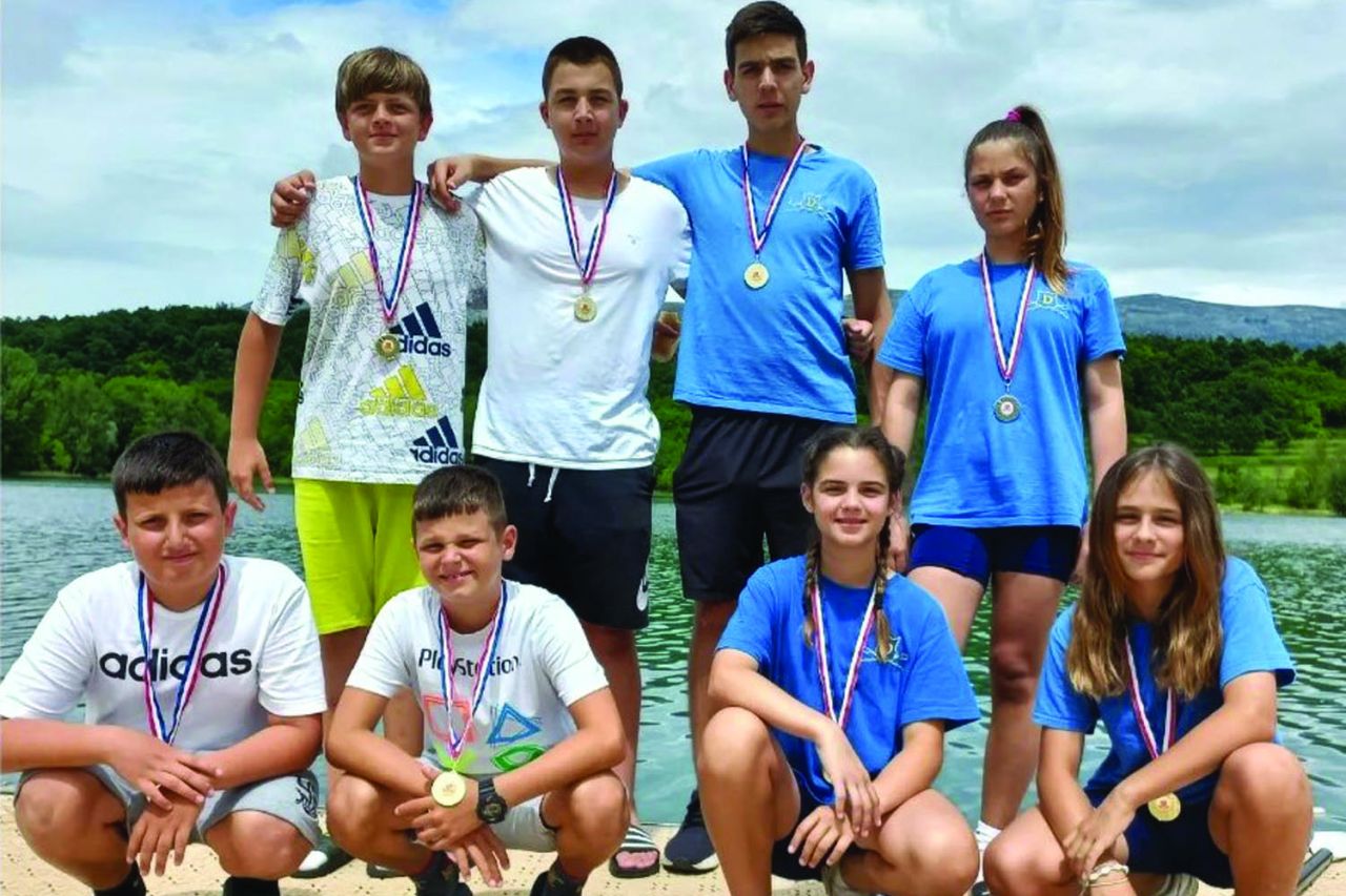 Devet medalja za devet "Dupina" 