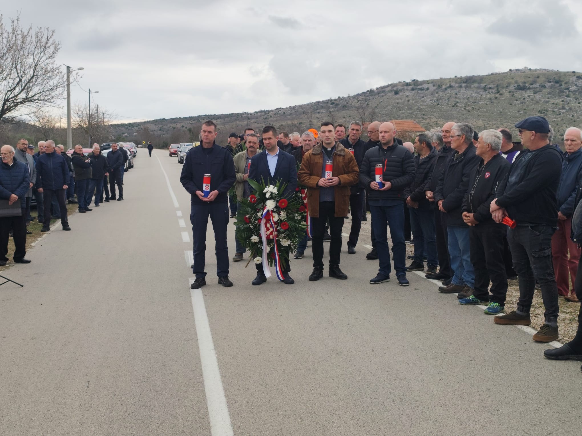 Obilježena 33. obljetnica pogibije hrvatskih branitelja u Dragišićima